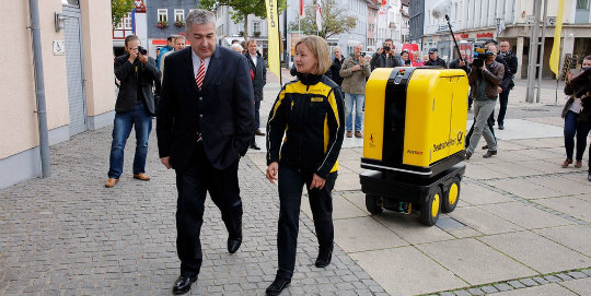 postacı robot
