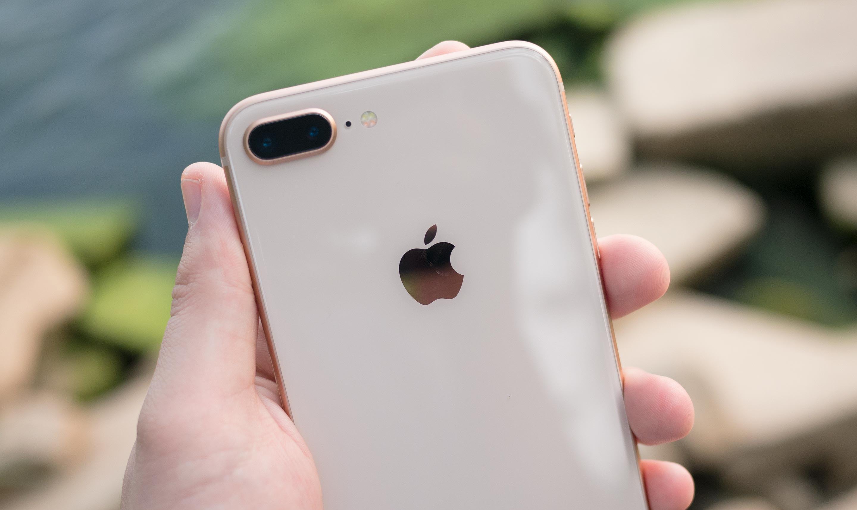 iPhone 8 Plus