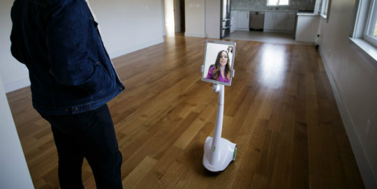 Emlakçı robot