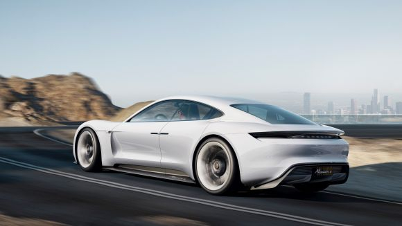 Porsche Taycan özellikleri