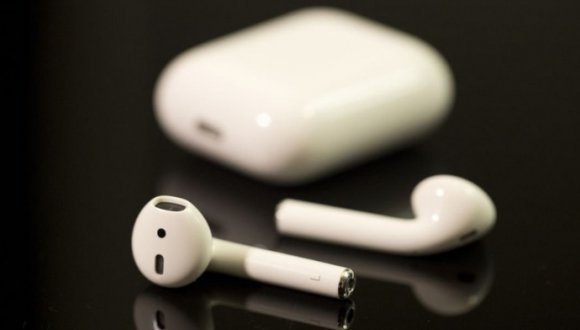 Apple AirPods 2