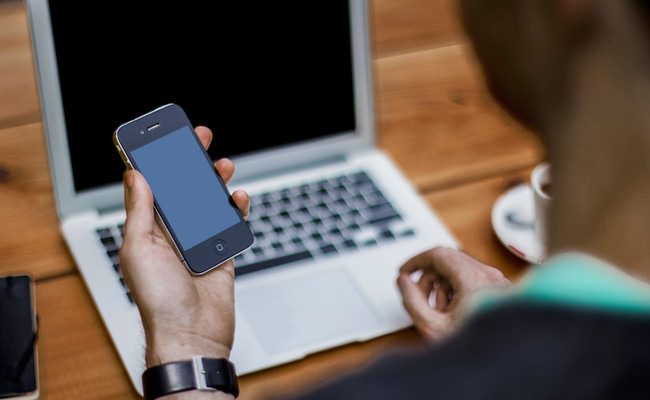 Yurt dışından telefon getirenlere ek bandrol ücreti