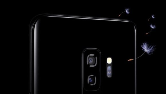 12 GB RAM'lı Galaxy S10X modeli