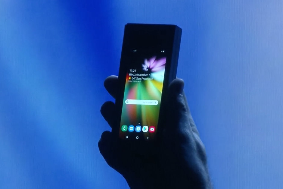 samsung katlanabilir telefon