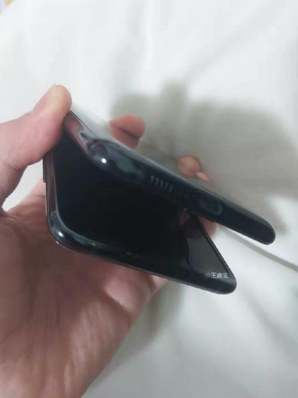 Samsung Galaxy Fold 2 yeni iddialar ile gündemde
