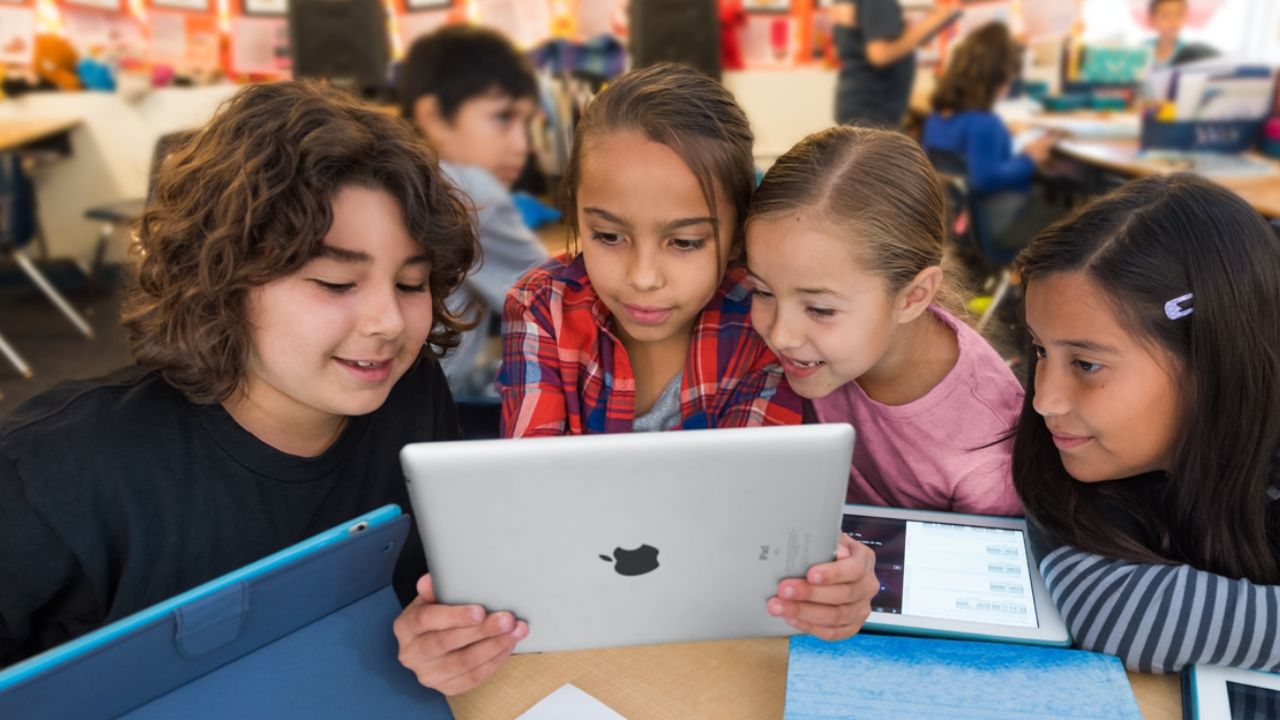 Apple'dan uzaktan eğitim adımı! (1)