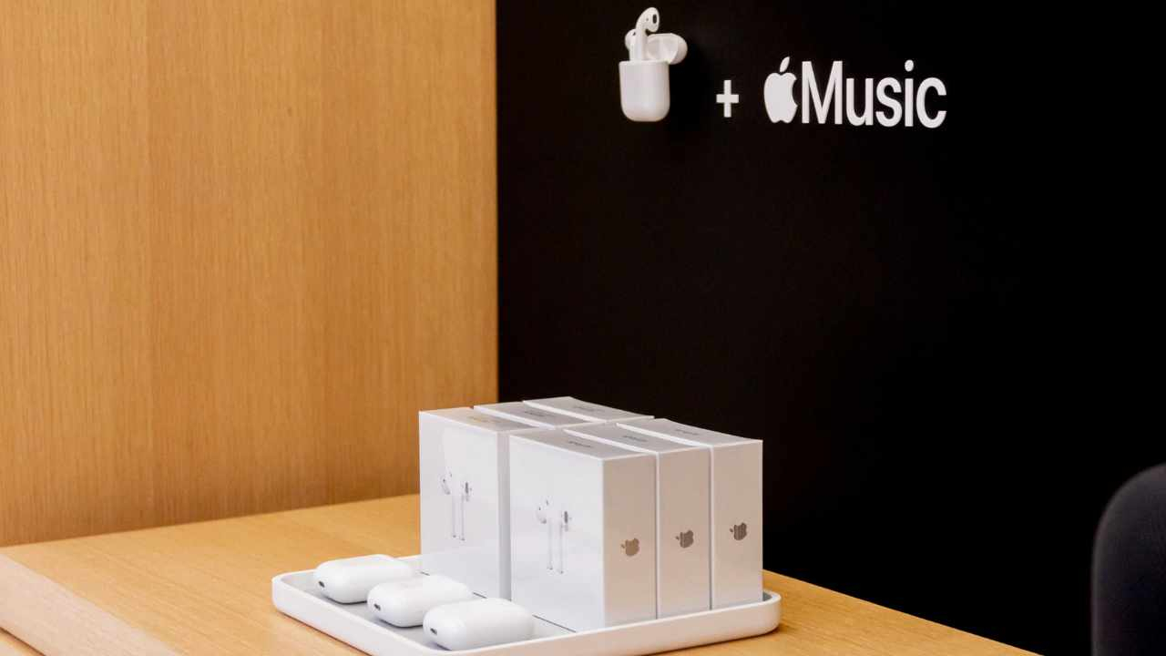 airpods-applein-beklentilerini-bile-gecti-2.jpg