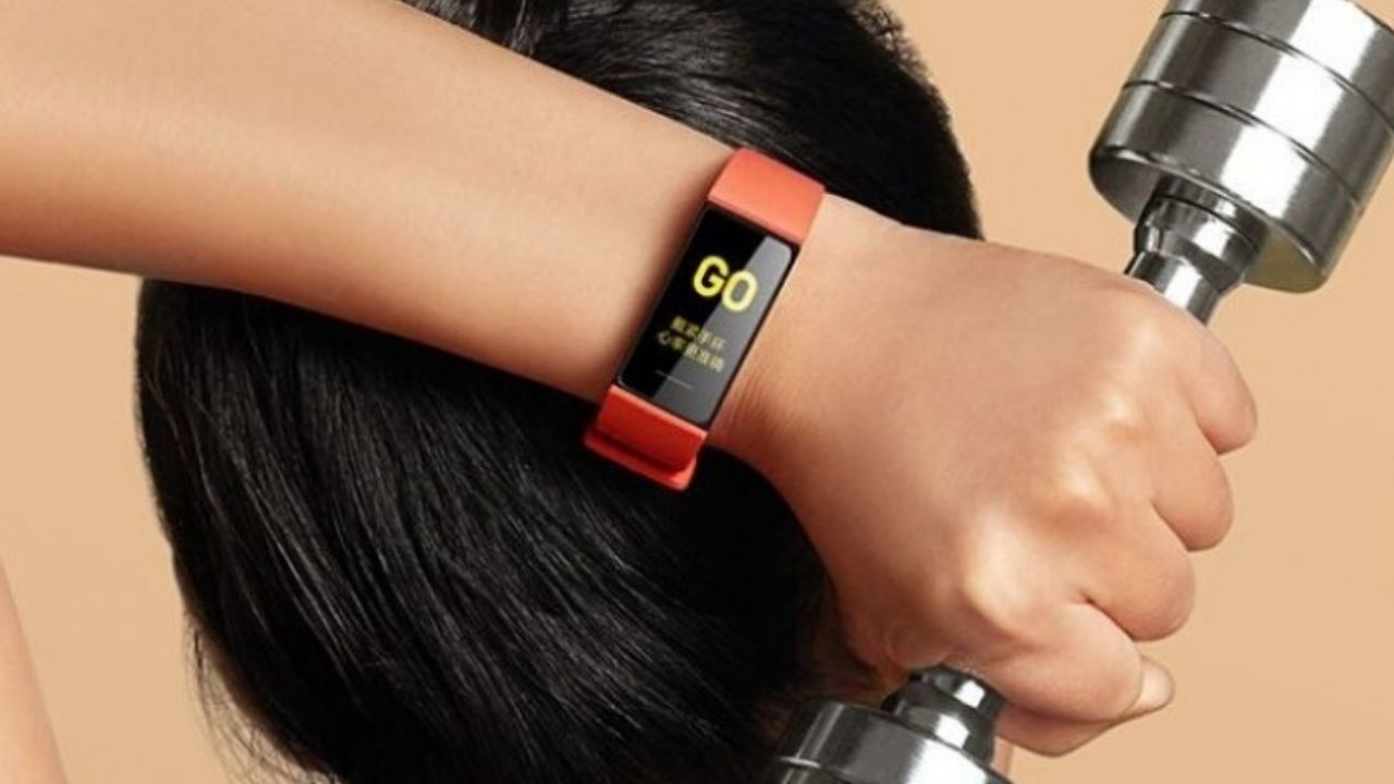 Xiaomi Mi Smart Band 4C ozellikleri-01