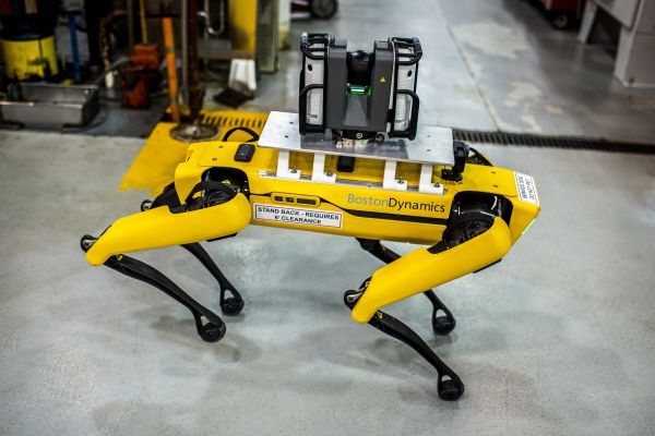 Boston Dynamics robotu Spot