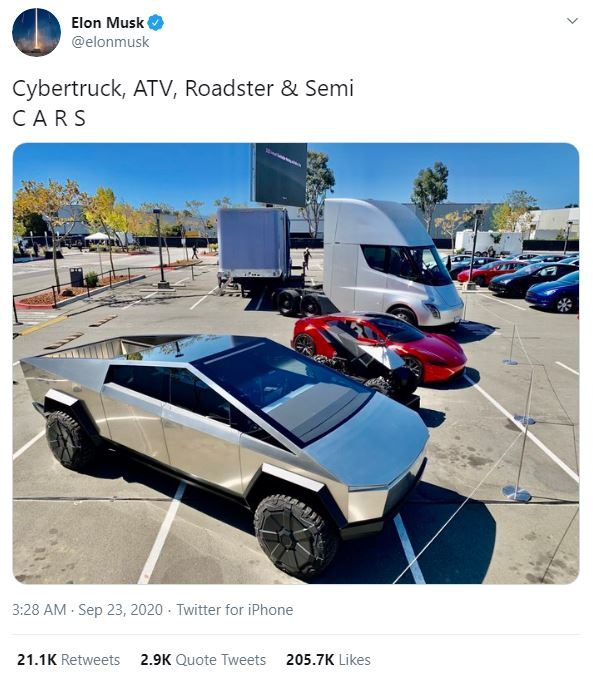 tesla-cybertruck-otoparkta-sergilendi-atv-roadster-semi