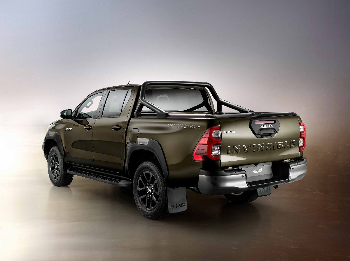 Yeni Toyota Hilux