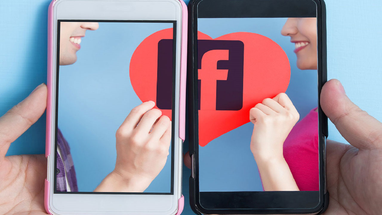 Como funciona facebook parejas