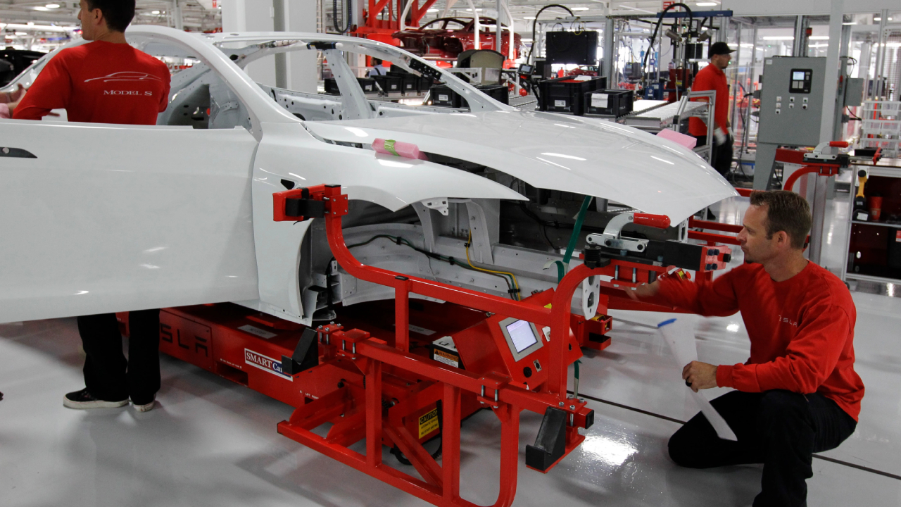 tesla çalışanları
