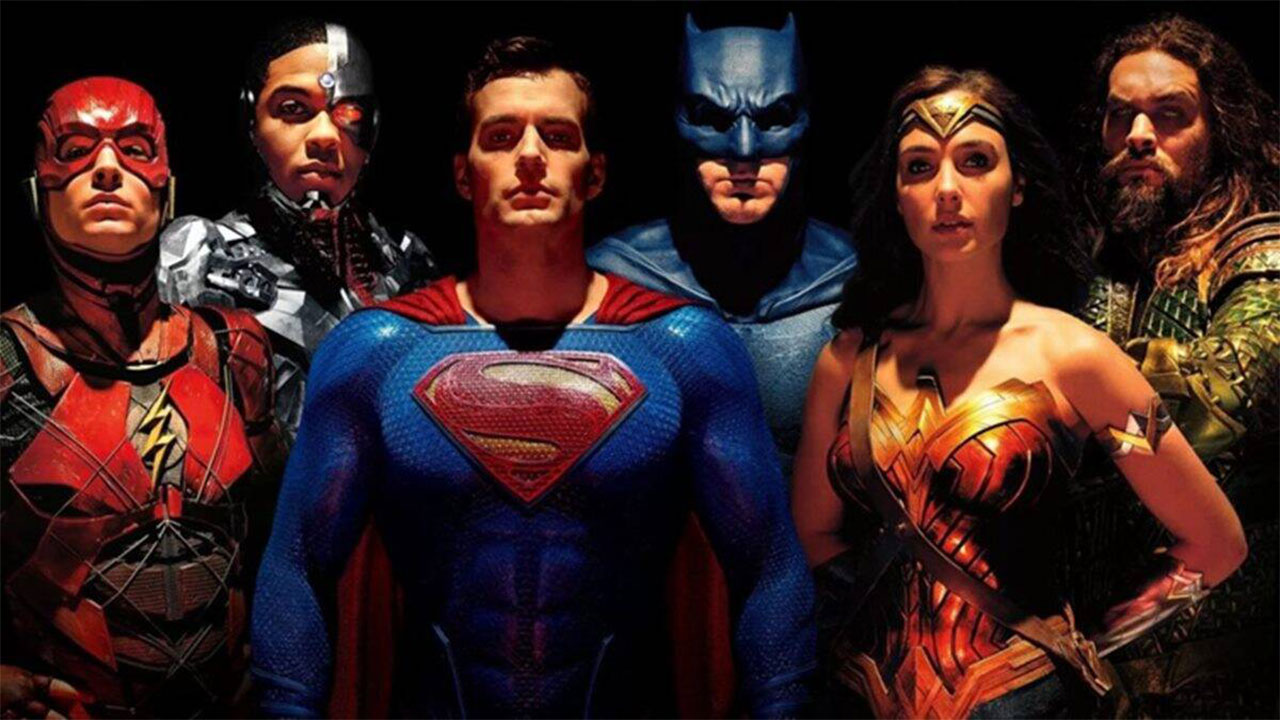 zack-snyder-neden-marveli-takip-etmediklerini-acikladi