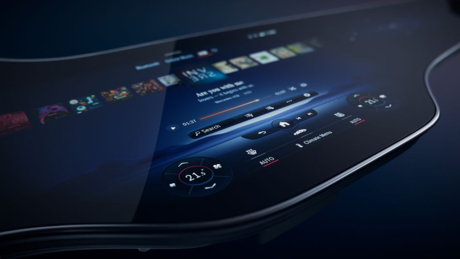 mercedes elektrikli otomobil, akıllı ön konsol, hyperscreen